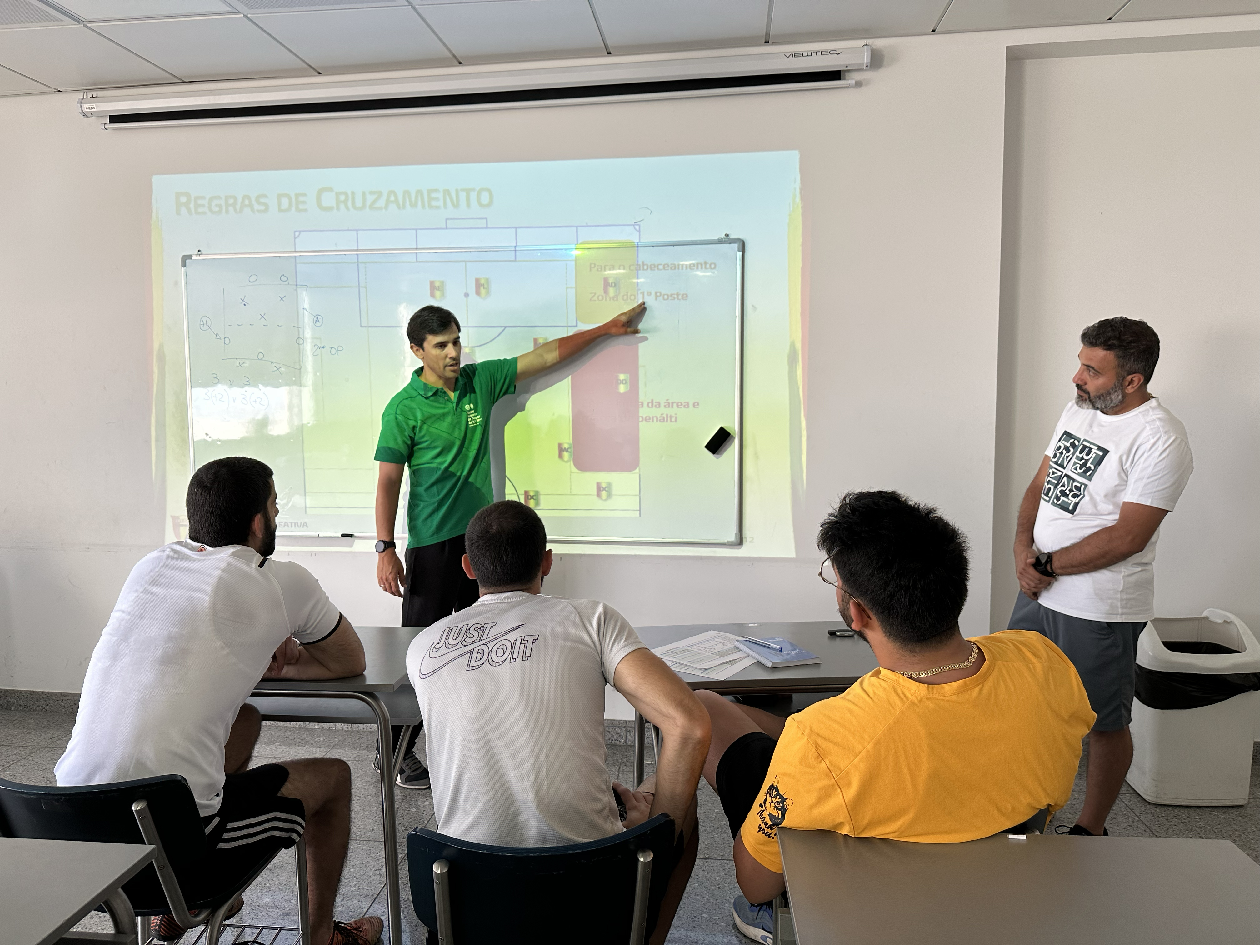 /Gallery/EnglishWebsite/News/fssfootball/6 copy.jpg